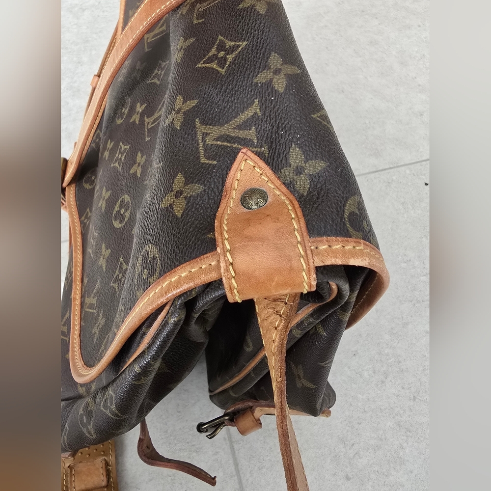Louis Vuitton Brown Monogram Men's Messenger Bag AR0941 (READ) - Picture 7 of 17